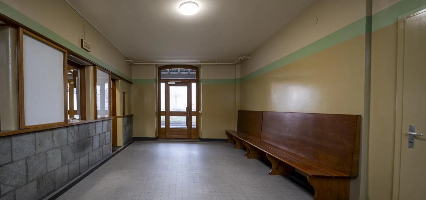 Newly renovated office space at Kerzers train station - Photo 2 of 6