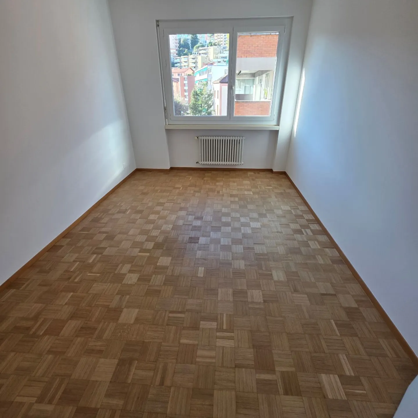 For rent in Via Trevano 7 6900 Lugano - bright 4.5 rooms - Photo 6 of 10