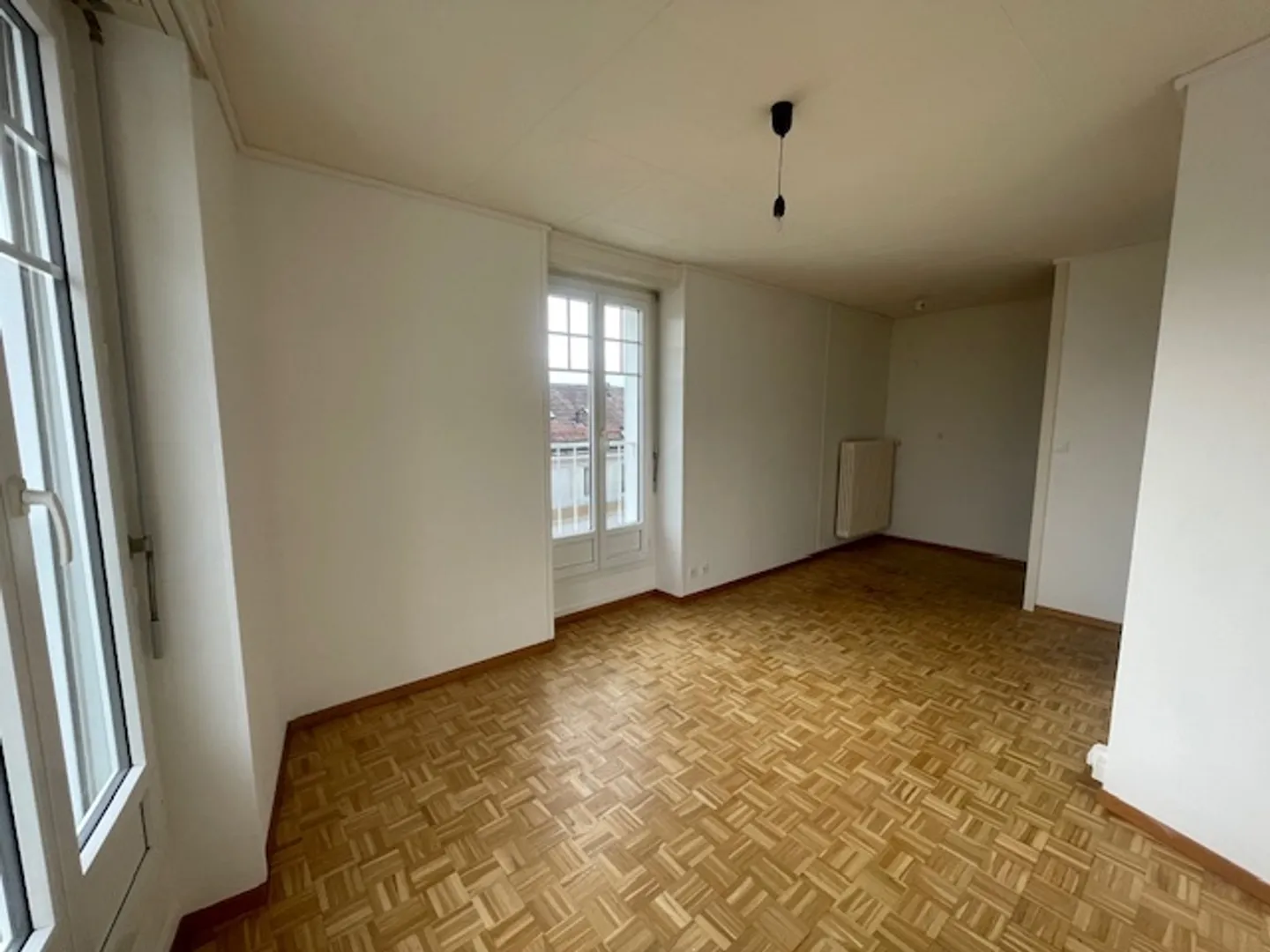 Studio im 4. Stock ideal gelegen - Foto 2 von 4