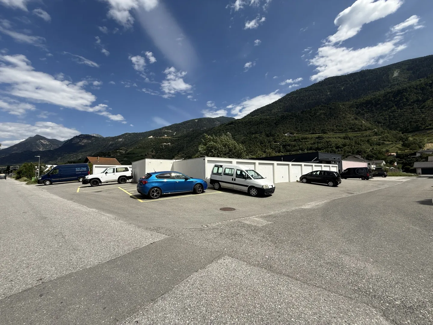 Posti auto esterni in affitto a Grône - Foto 1 di 1