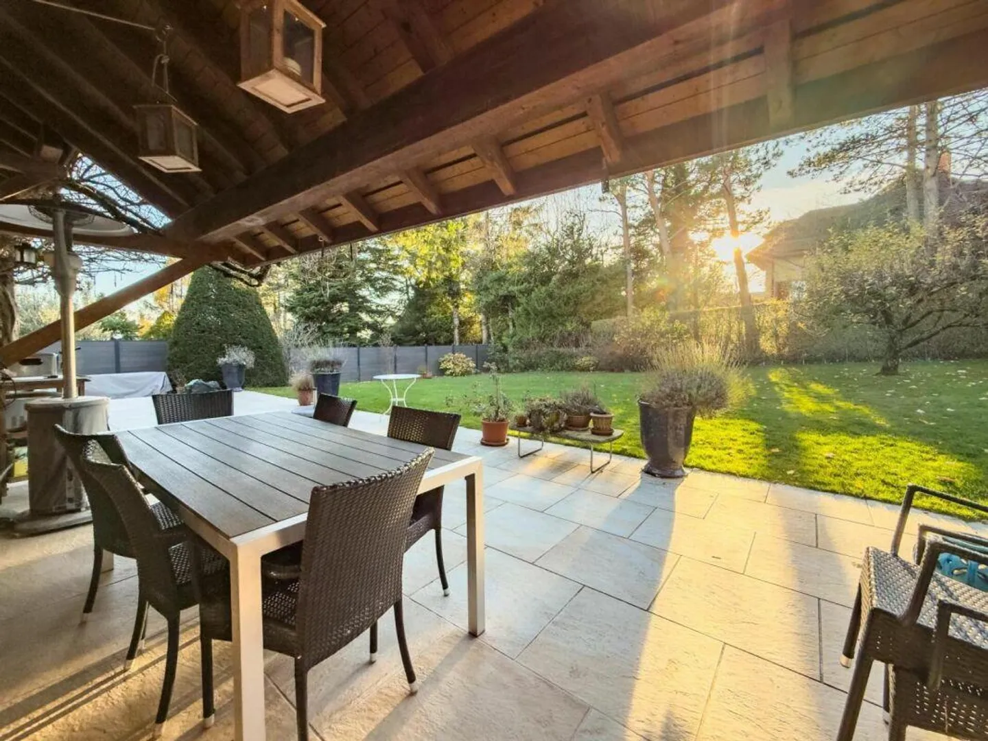 Semi-detached villa with garages 5.5 rooms in Gingins - Photo 14 of 15