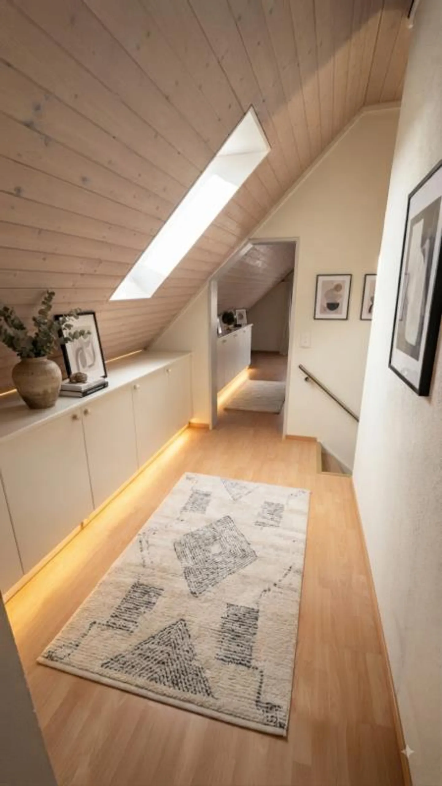 L'opportunité - appartement duplex spécial 3 1/2 chambres - Photo 9 sur 19
