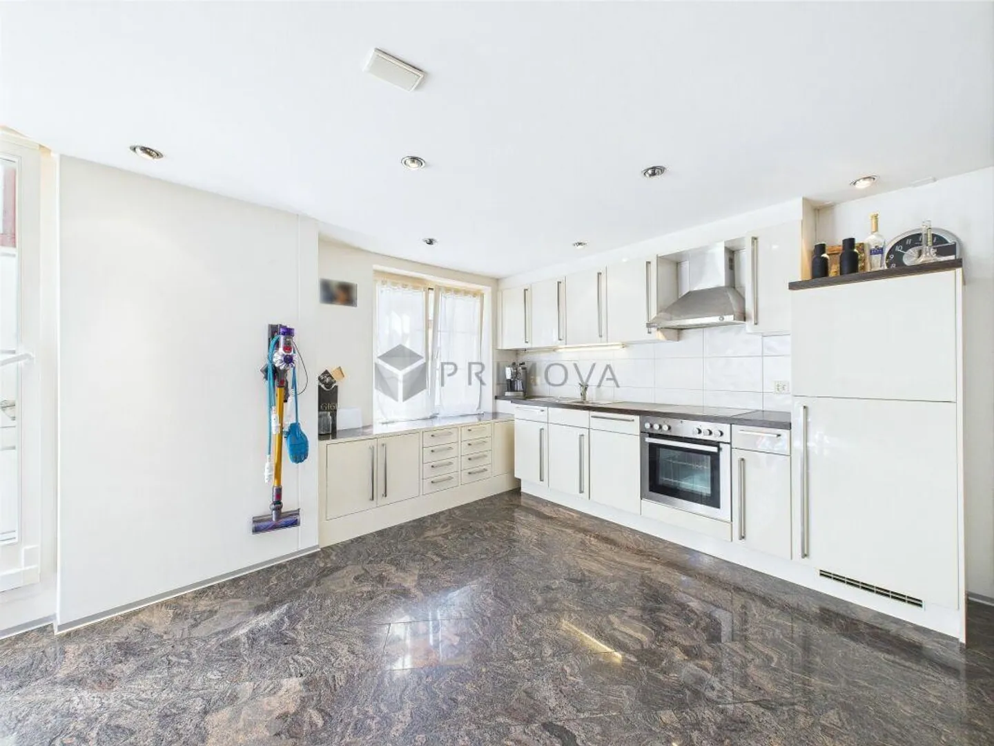 Attractive investment opportunity in the old town - fully rented & value-stable - Photo 7 of 20