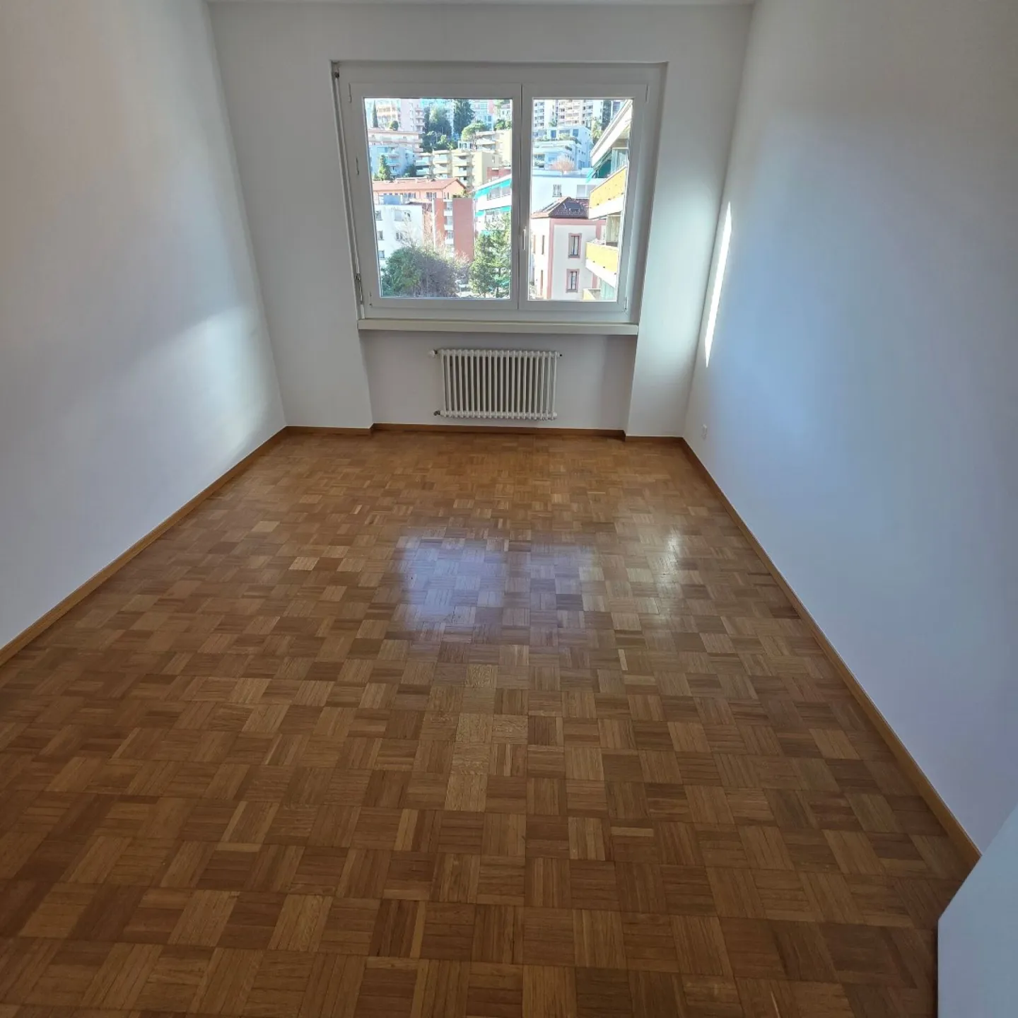 For rent in Via Trevano 7 6900 Lugano - bright 4.5 rooms - Photo 8 of 10