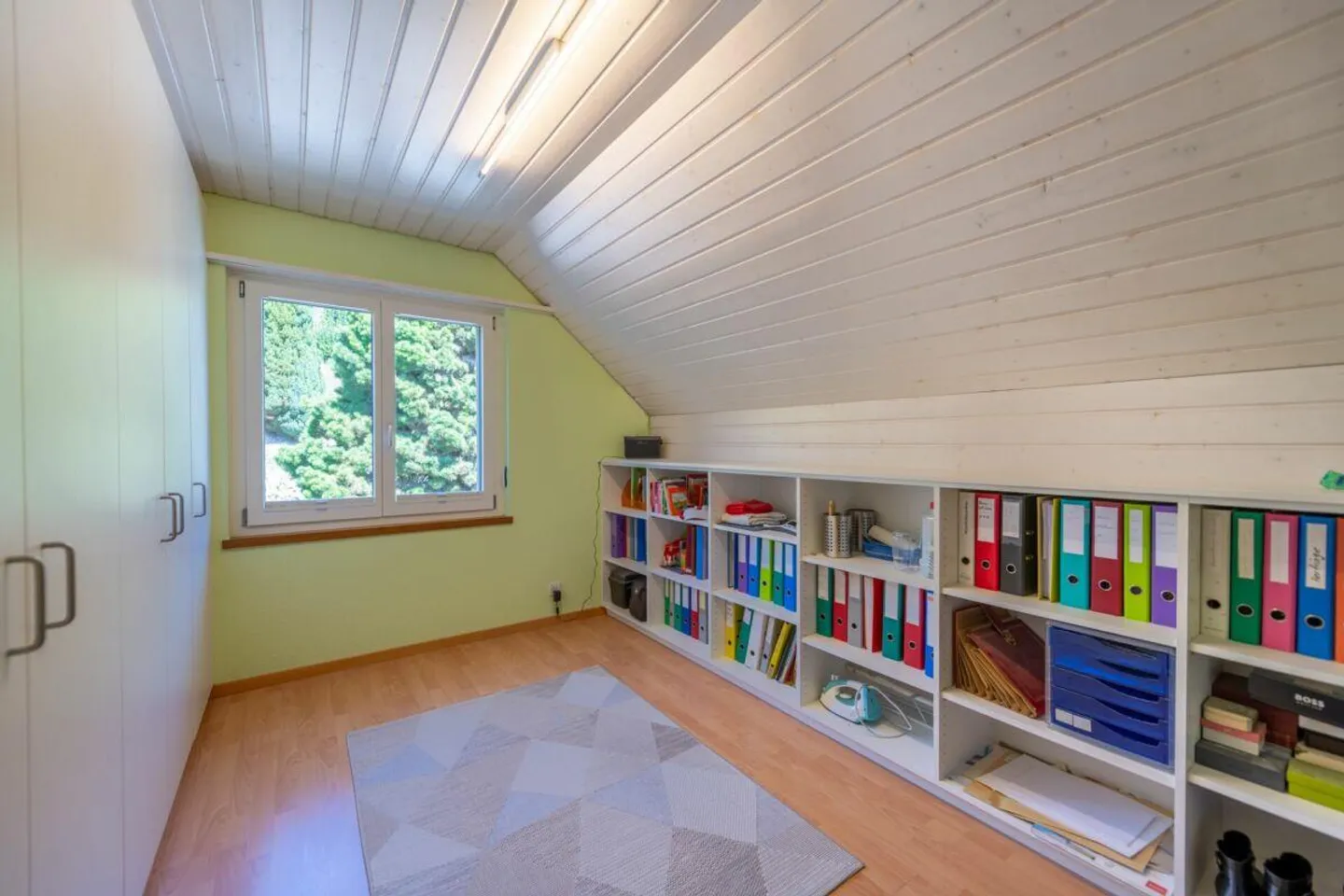 7.5-Zimmer-Wohntraum mit Weitblick und Gartenparadies - Foto 19 von 30