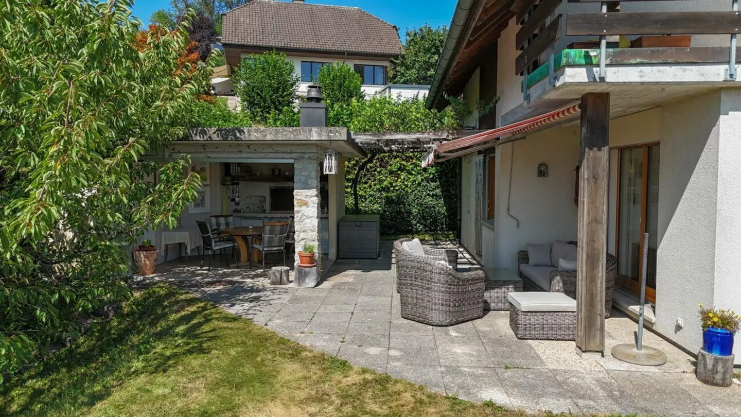 7.5-Zimmer-Wohntraum mit Weitblick und Gartenparadies - Foto 25 von 30