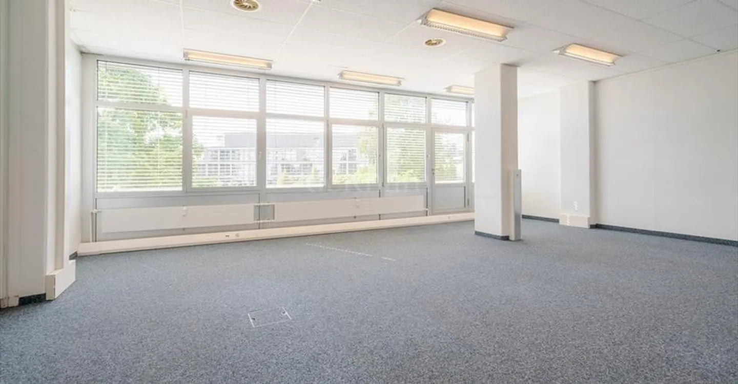 Bureau à louer - Photo 8 sur 20