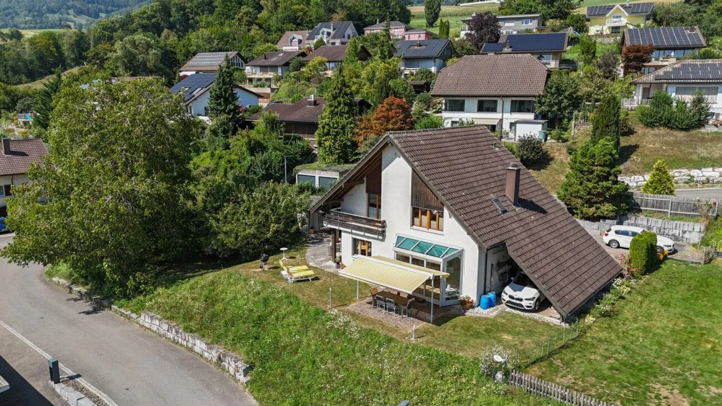 7.5-Zimmer-Wohntraum mit Weitblick und Gartenparadies - Foto 30 von 30