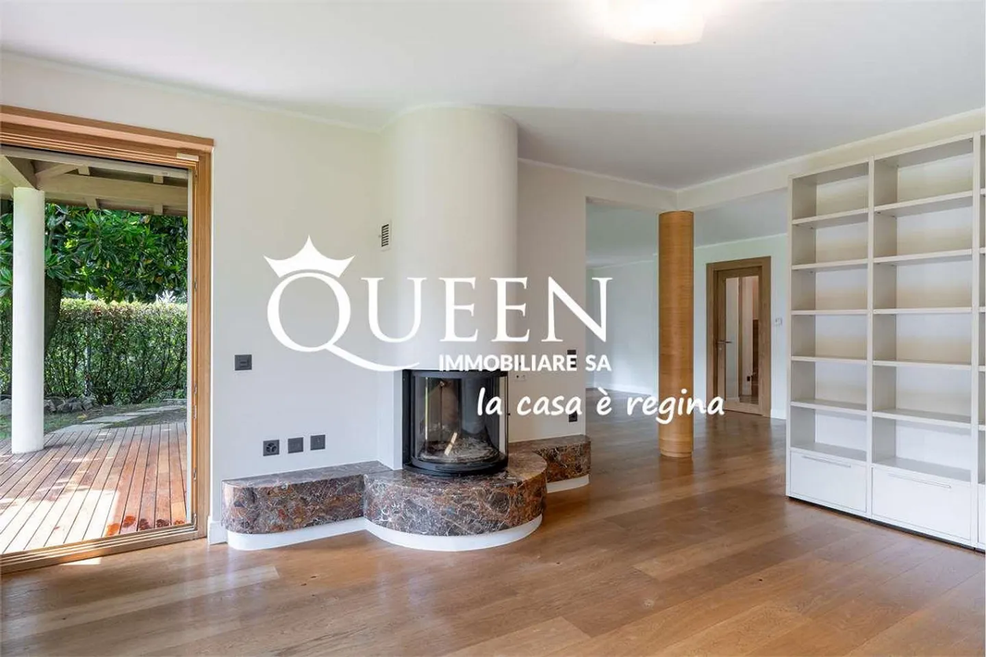 Montagnola: Casa con 5,5 stanze, 250 m², giardino, assoluta privacy - Foto 3 di 13