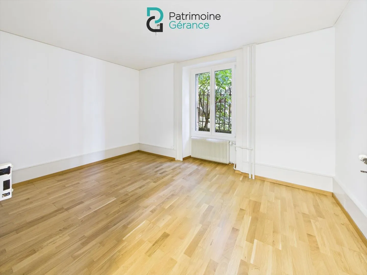 Three-room apartment on the ground floor with garden - Photo 6 of 10