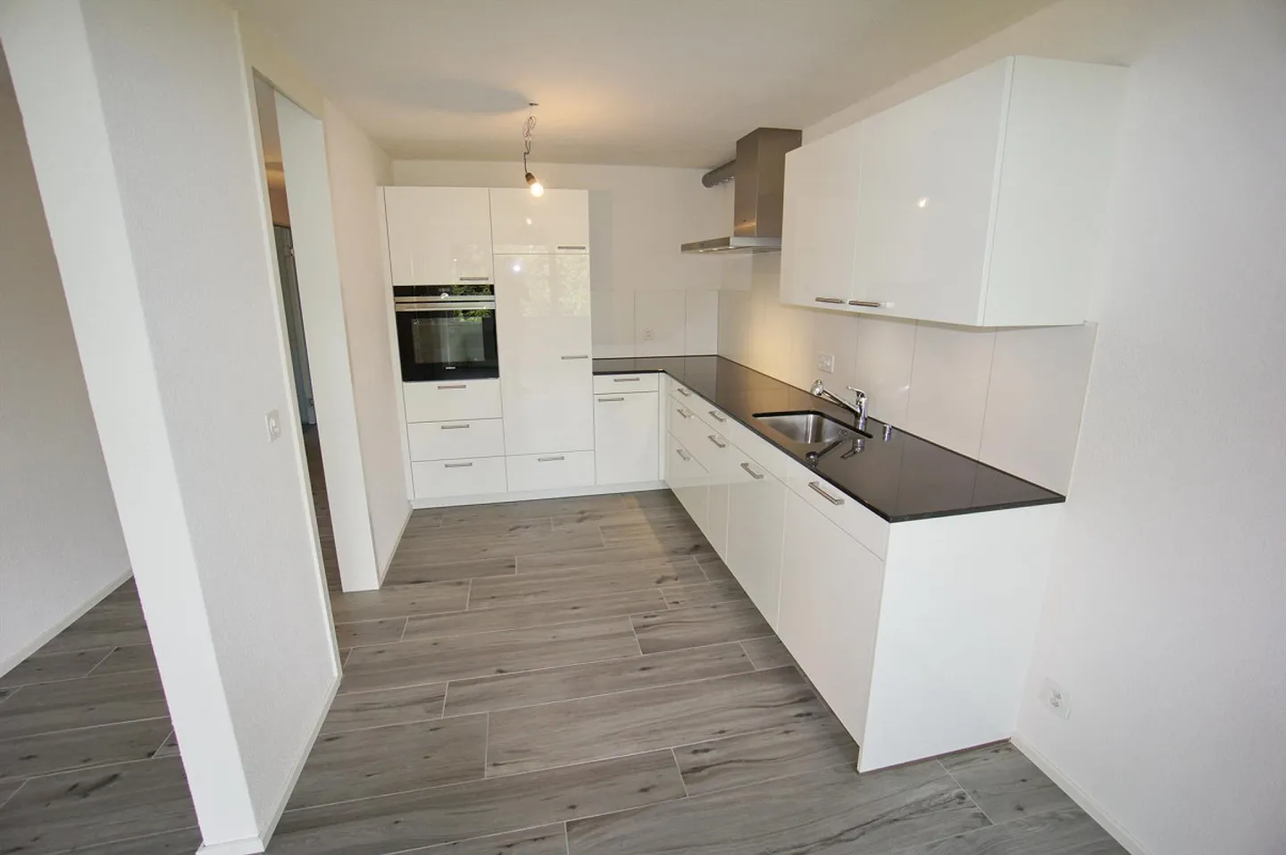 3.5 Zimmer Wohnung mit Sicht auf Stockhorn - Photo 4 sur 14