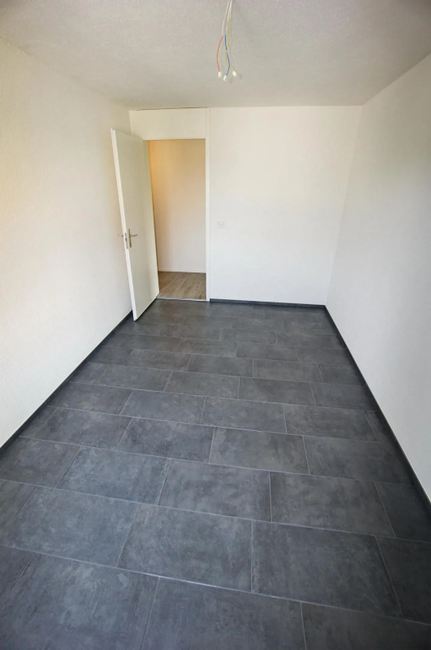 3.5 Zimmer Wohnung mit Sicht auf Stockhorn - Photo 9 sur 14
