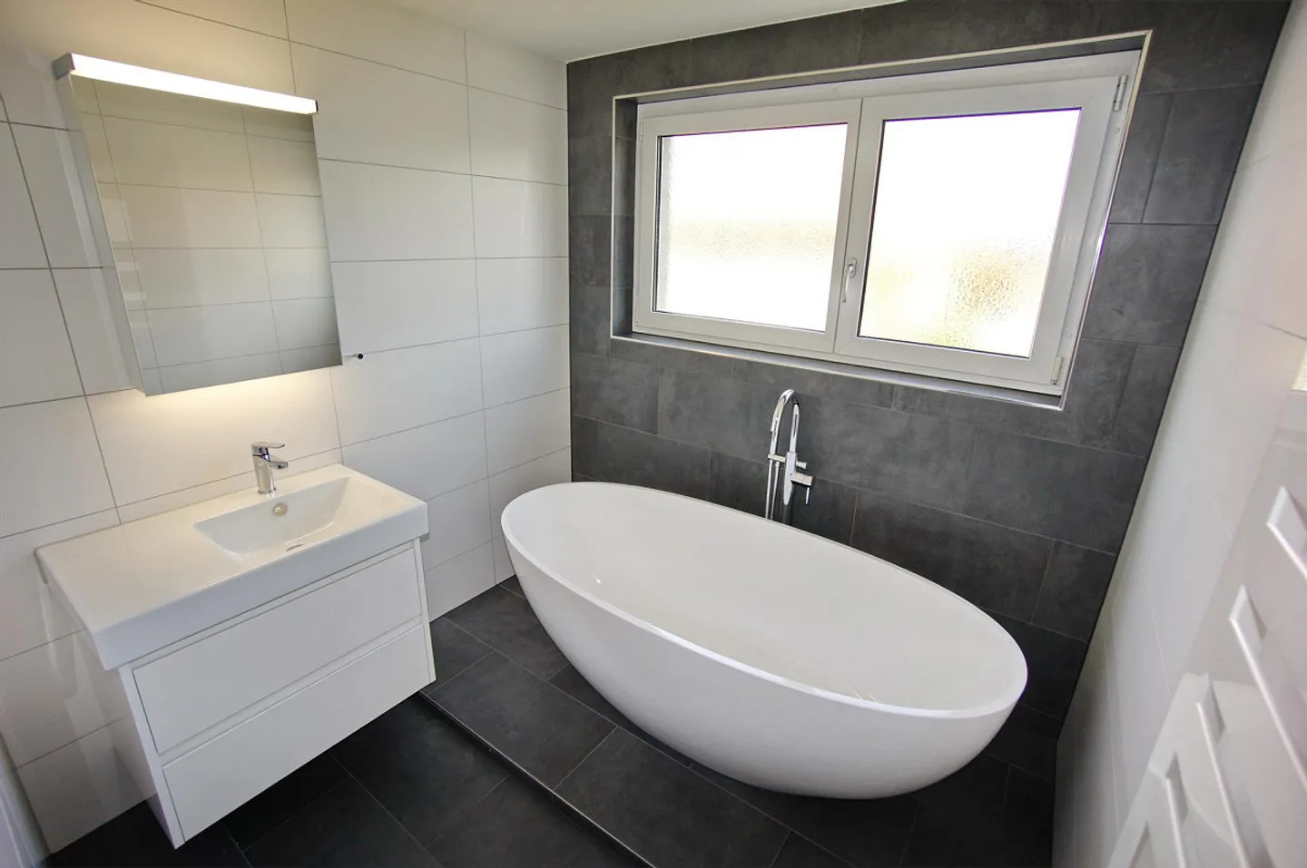 3.5 Zimmer Wohnung mit Sicht auf Stockhorn - Photo 13 sur 14