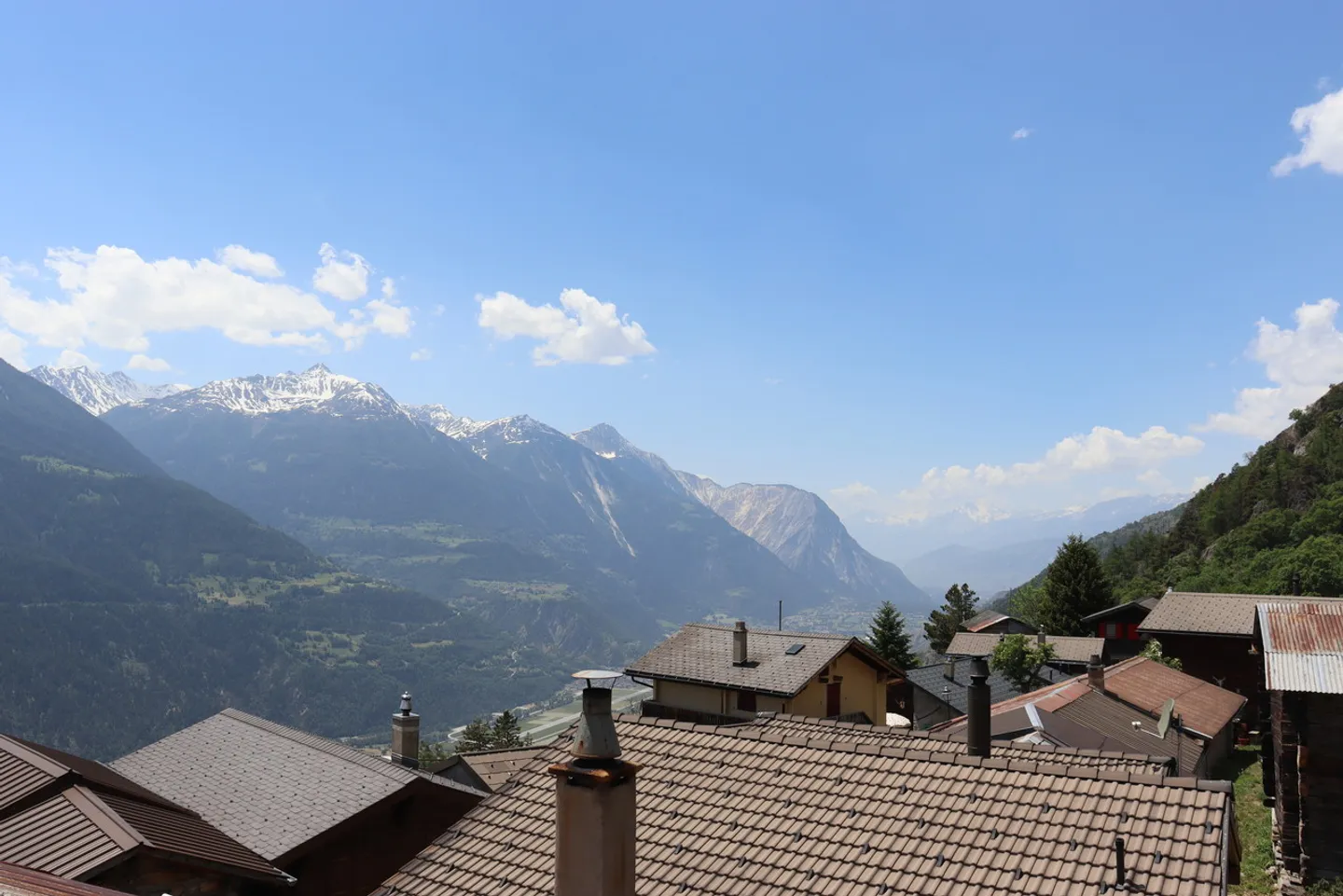 Sunny holiday home with mountain panorama - Charm & modern coziness - Photo 16 of 17