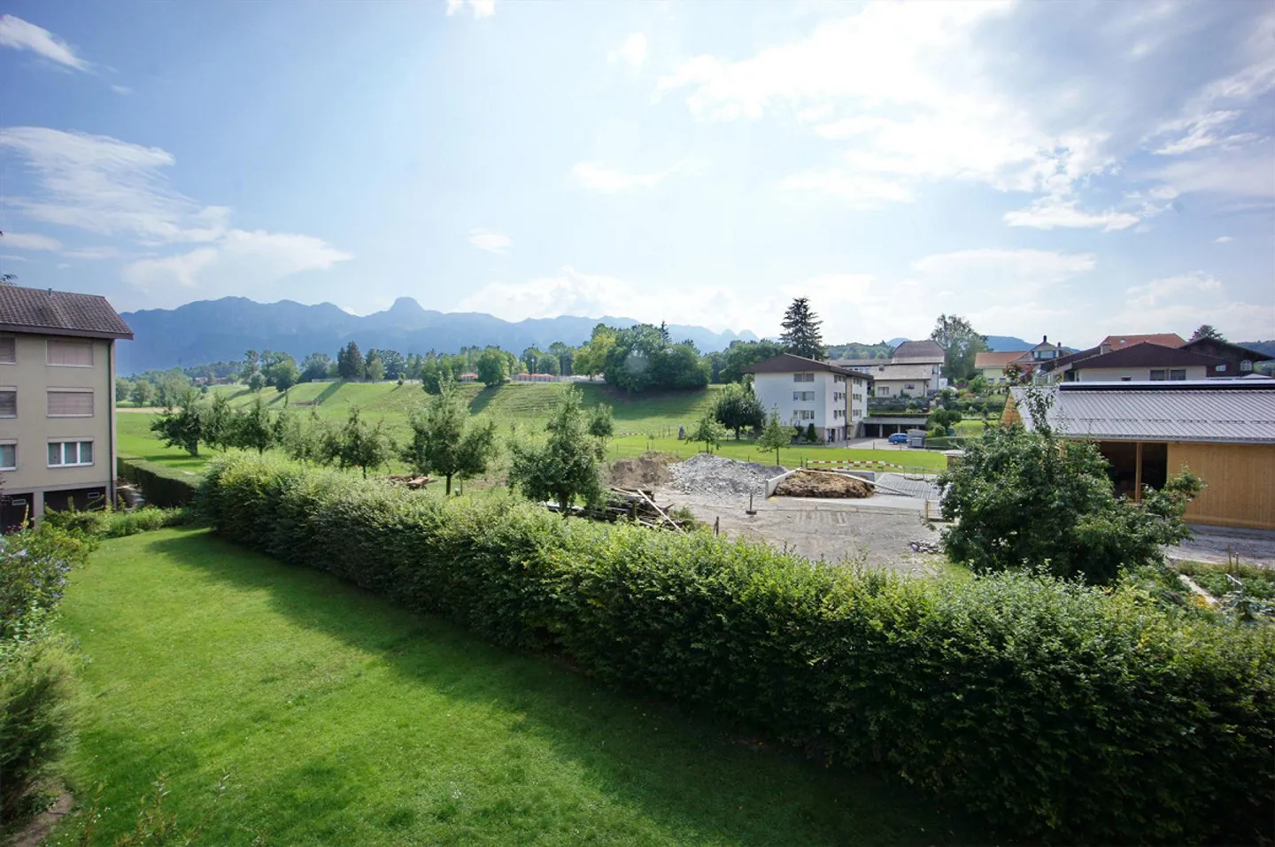 3.5 Zimmer Wohnung mit Sicht auf Stockhorn - Photo 2 sur 14