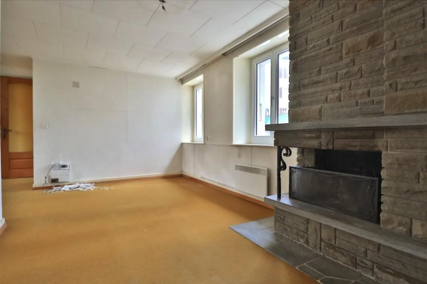 Charming House in the City Center for Renovation - Photo 11 of 13