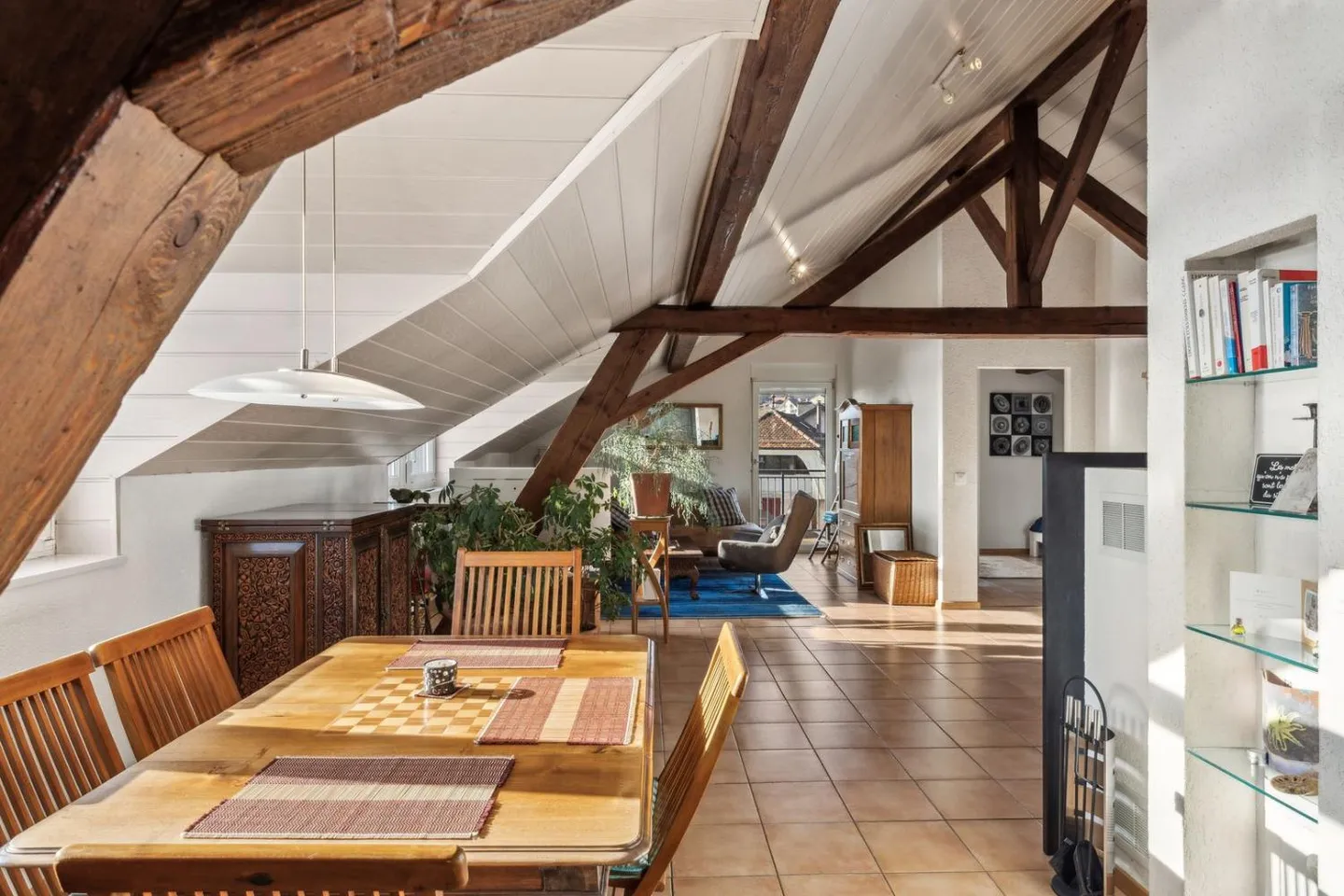 Charme et caractère pour cet appartement magnifique. À visiter ! - Photo 1 sur 11