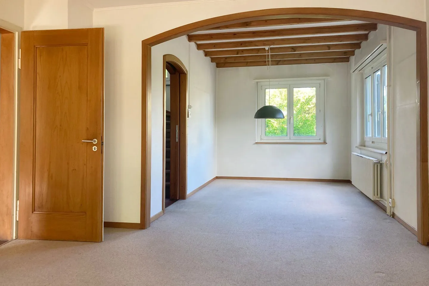 Freistehendes Haus mit Garten - Foto 3 von 12