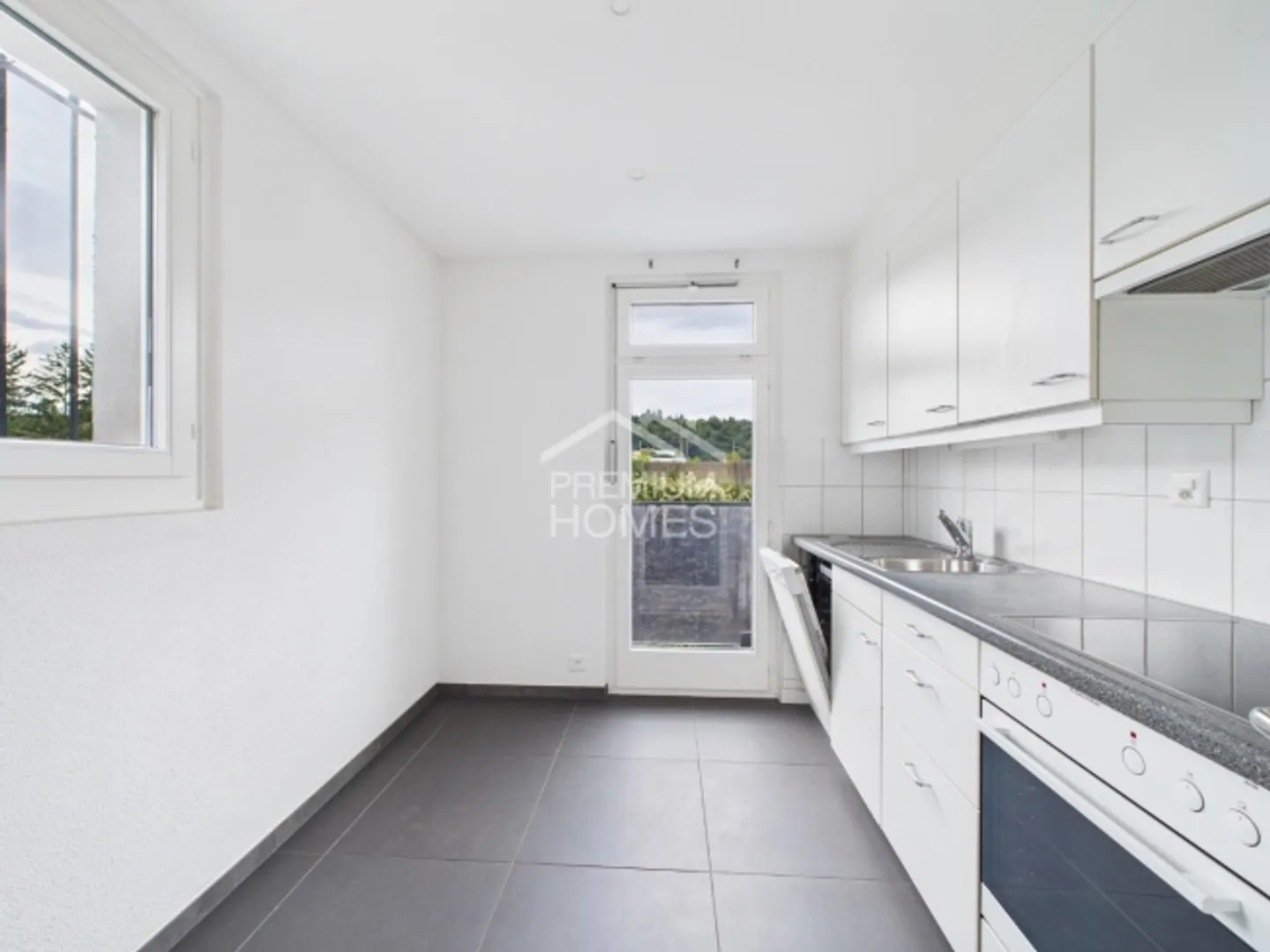 Licht, Platz & Privatsphäre ? Ihre stilvolle Wohnung bei Bern! - Foto 4 von 5