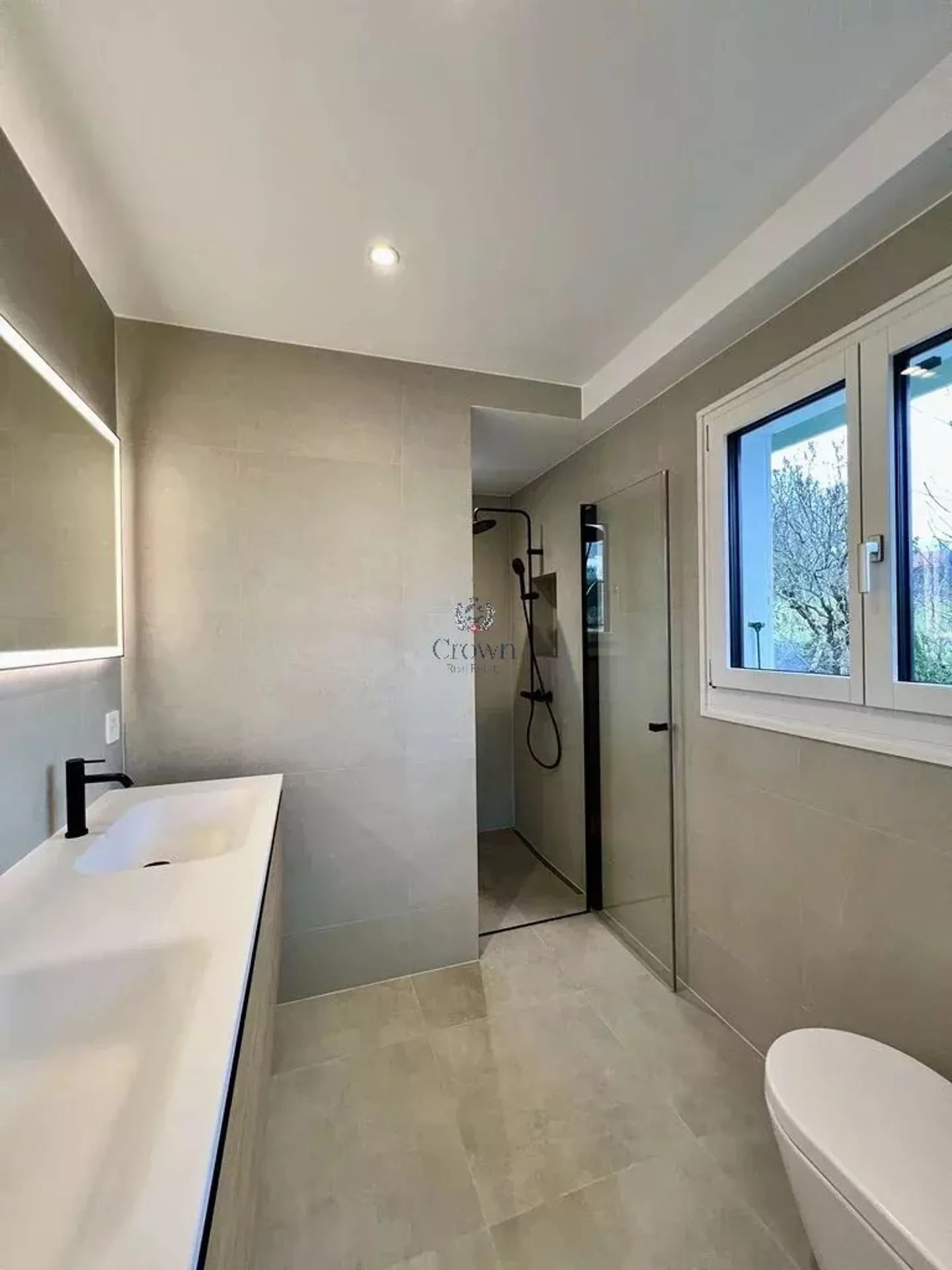 Villa Familiale Moderne avec Piscine - Photo 13 sur 13