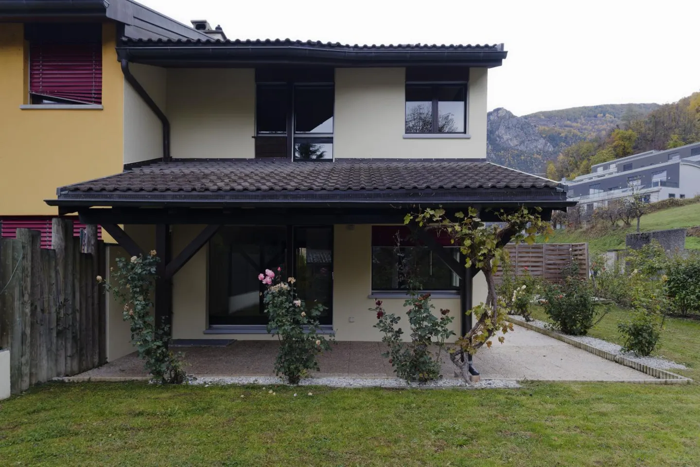 4,5-Zimmer-Haus - Foto 1 von 10