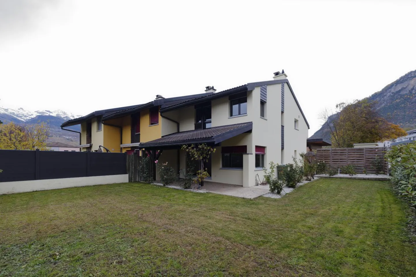 4,5-Zimmer-Haus - Foto 3 von 10