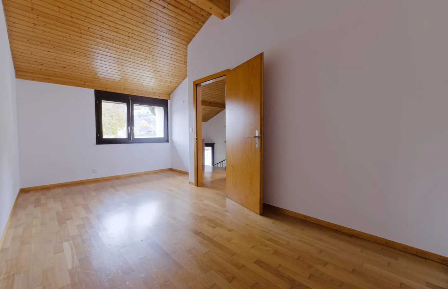 4,5-Zimmer-Haus - Foto 6 von 10