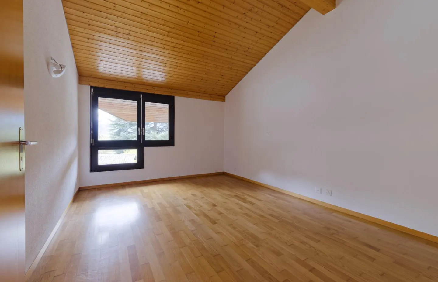 4,5-Zimmer-Haus - Foto 8 von 10