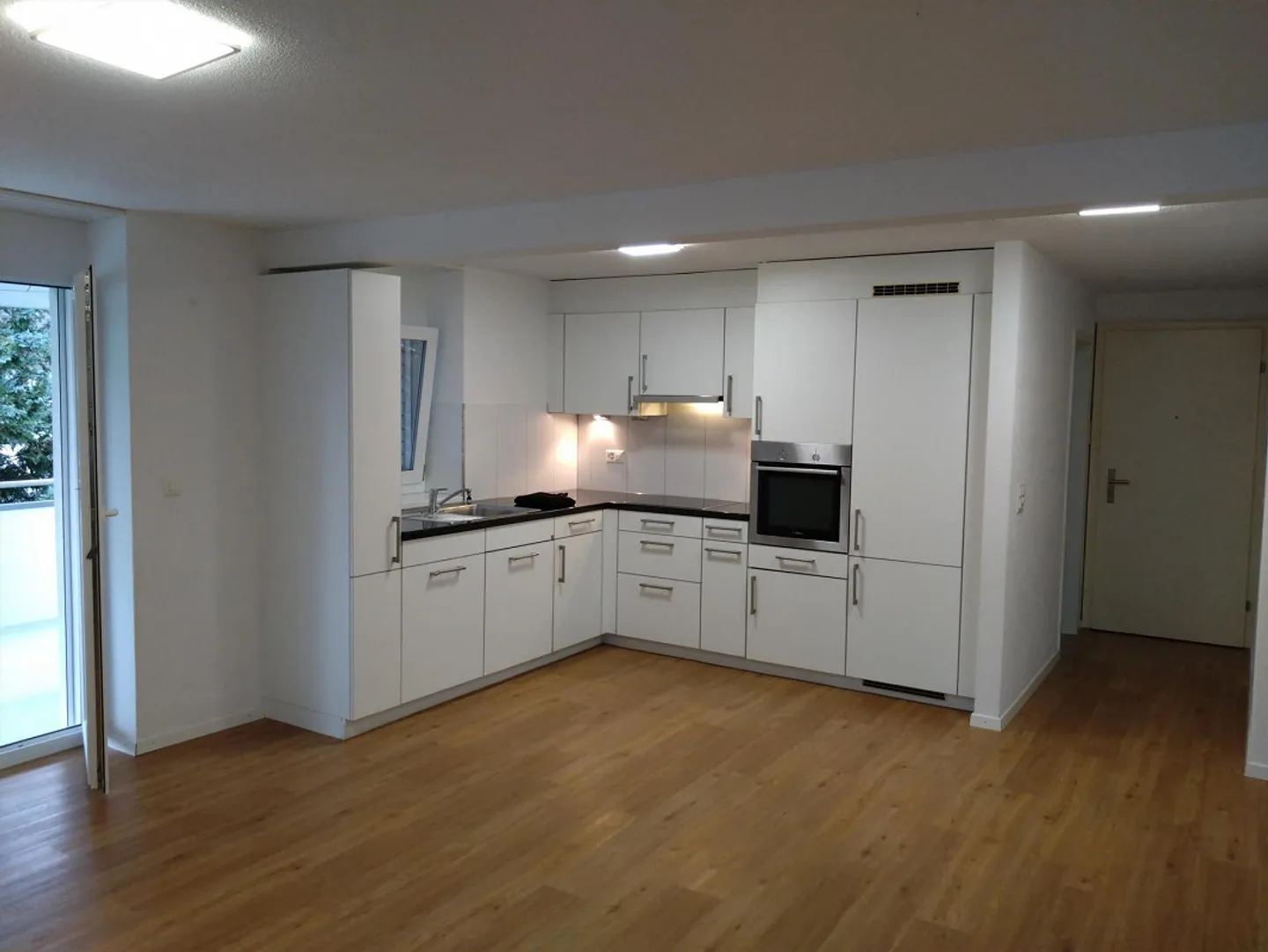 Nel mezzo del villaggio - Foto 3 di 5