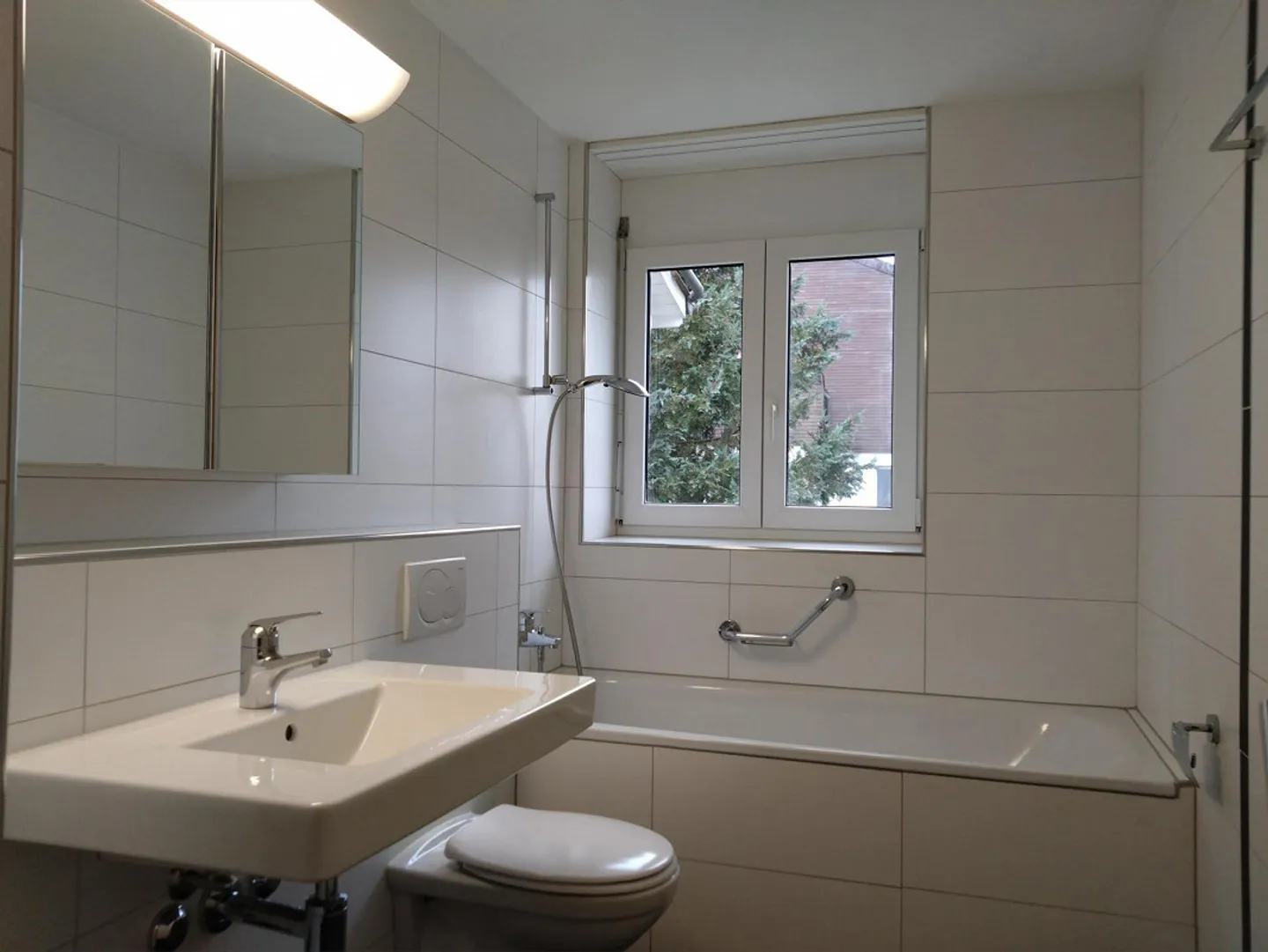 Nel mezzo del villaggio - Foto 4 di 5