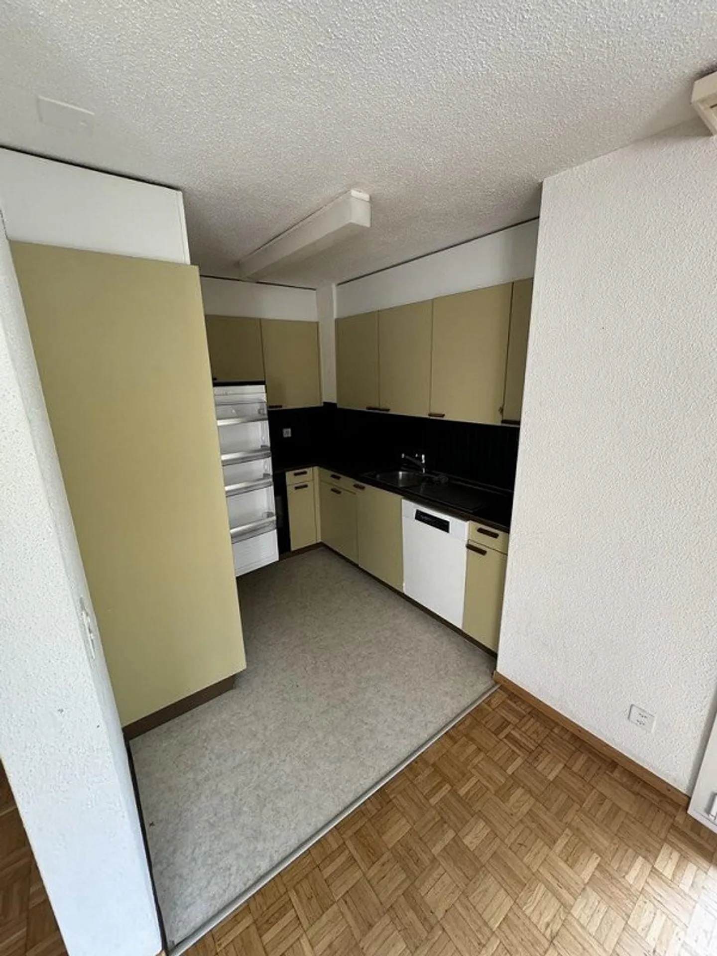 Votre nouveau chez-vous à Horw ! - disponible à la location jusqu'au 31.10.2026 ! - Photo 2 sur 5