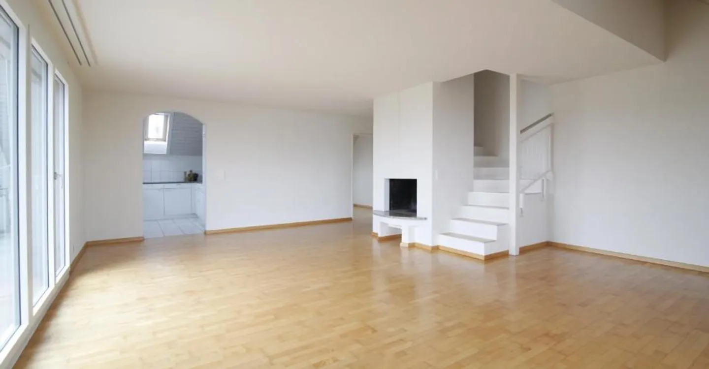 Appartamento duplex con molto spazio! - Foto 2 di 6