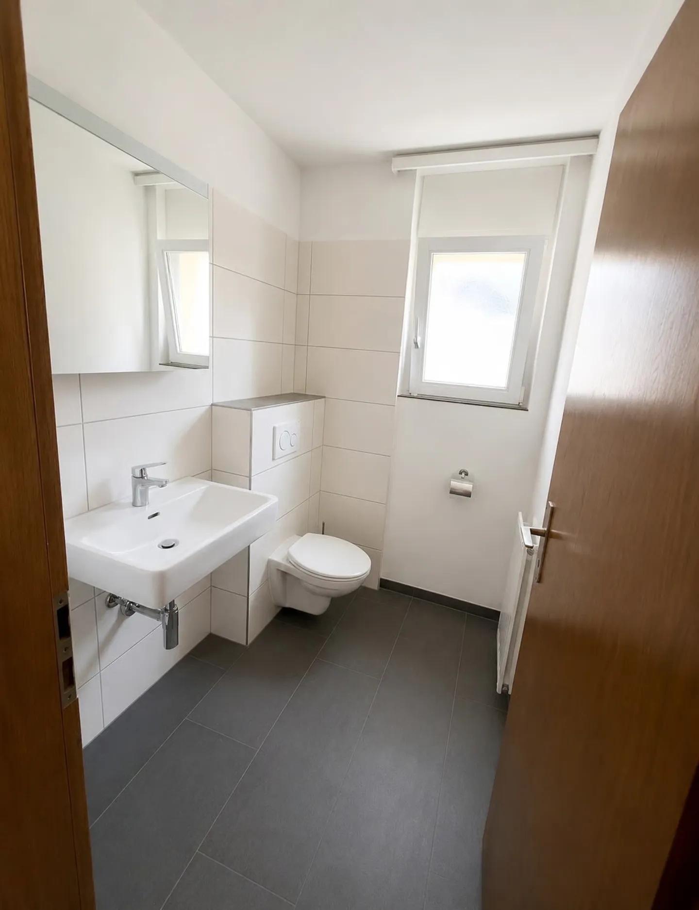 Ampio appartamento di 5,5 locali con camino e grande balcone sud - Foto 5 di 13