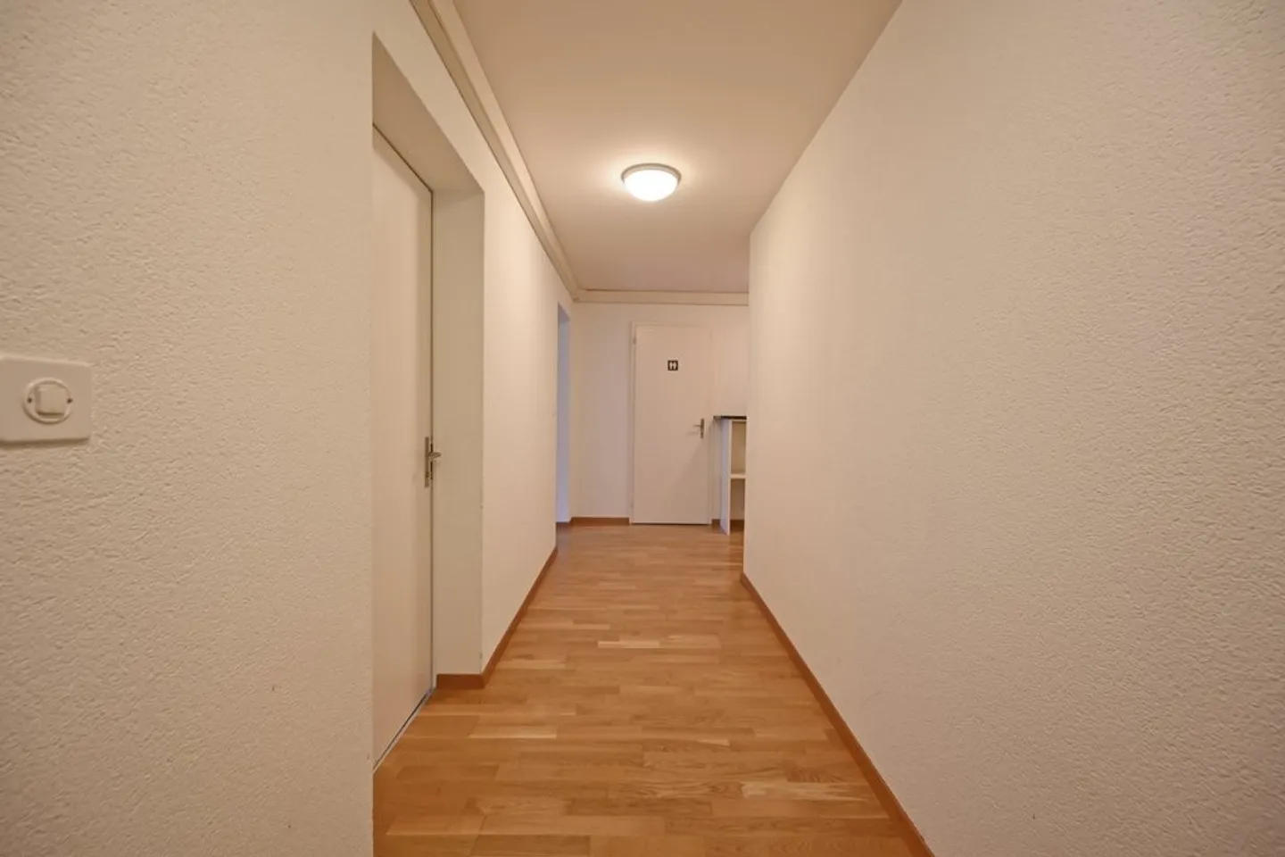 LA TUA NUOVA LOCATION COMMERCIALE NELLA LÄNGGASSE - Foto 7 di 8