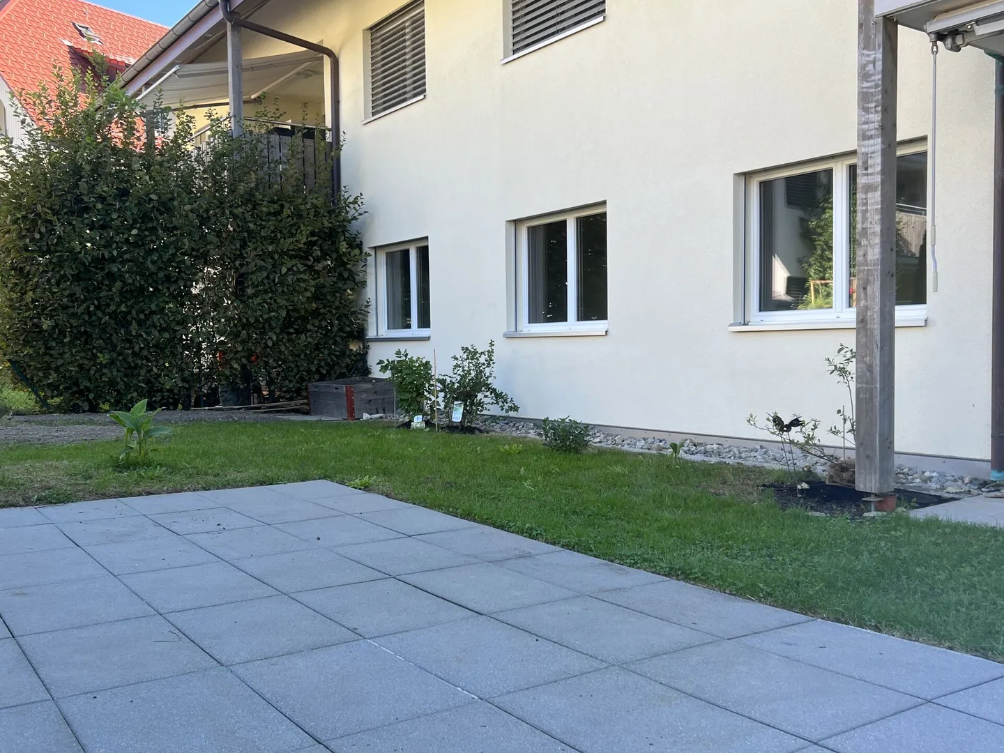 Attractive Garden Apartment in a Modern Multi-Family House - Photo 5 of 14
