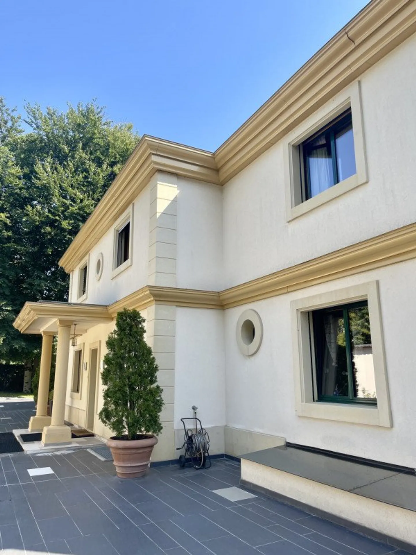 Einfamilienhaus mieten - Foto 1 von 13