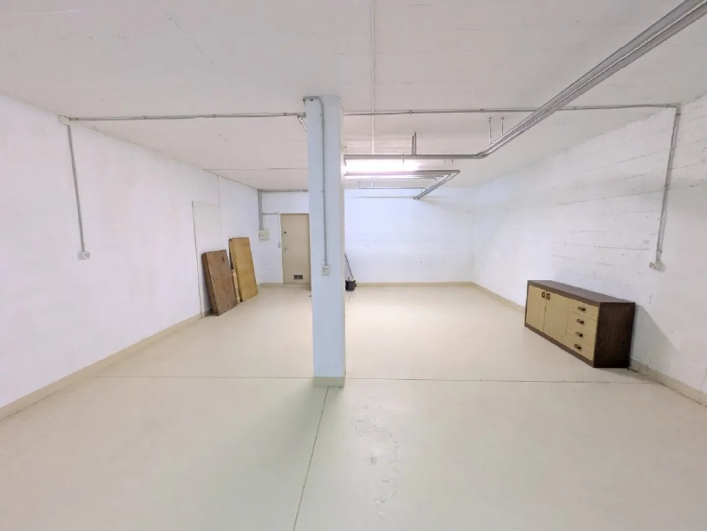 Storage space for rent - Photo 2 of 3