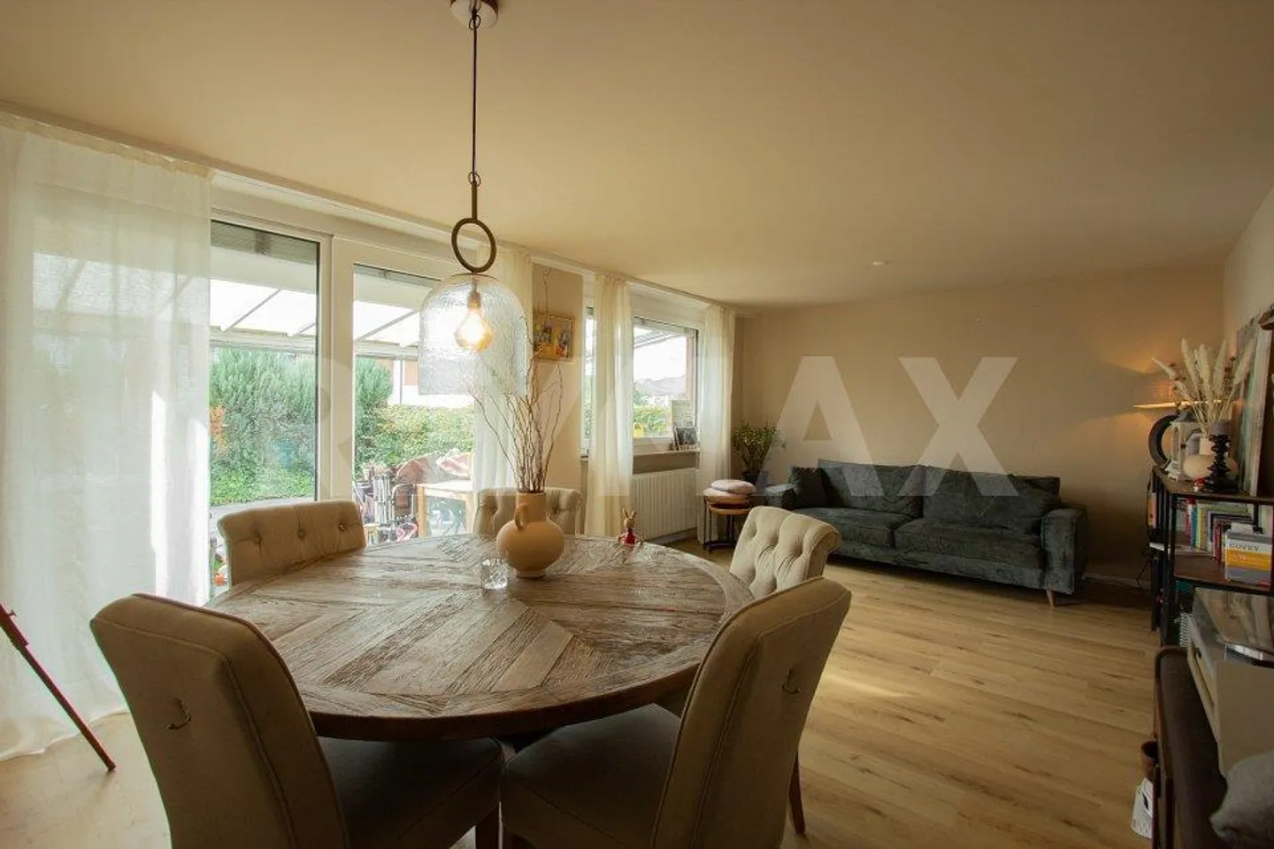 4 ½-Room Row Middle House - Photo 1 of 13