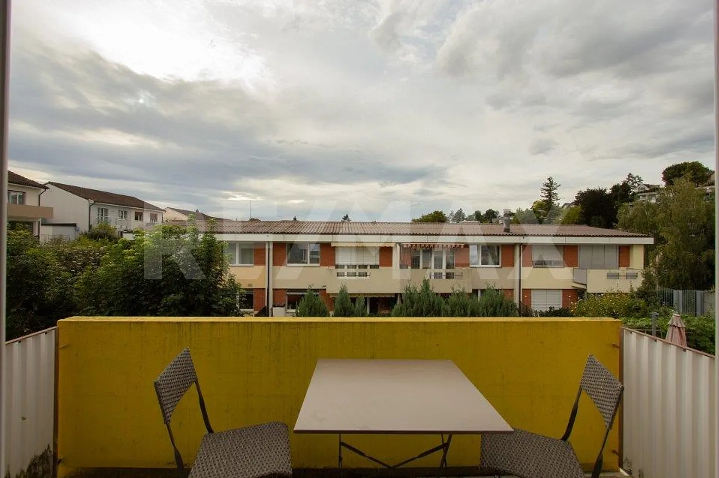 4 ½-Room Row Middle House - Photo 8 of 13