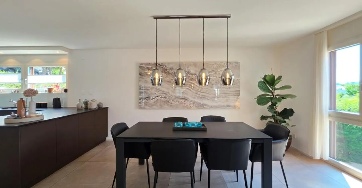 Geräumige vollständig renovierte Einzelvilla - Foto 4 von 13
