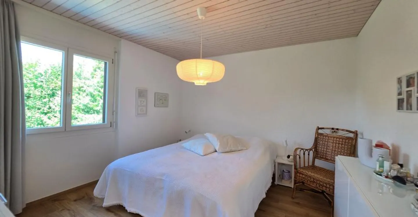 Geräumige vollständig renovierte Einzelvilla - Foto 10 von 13