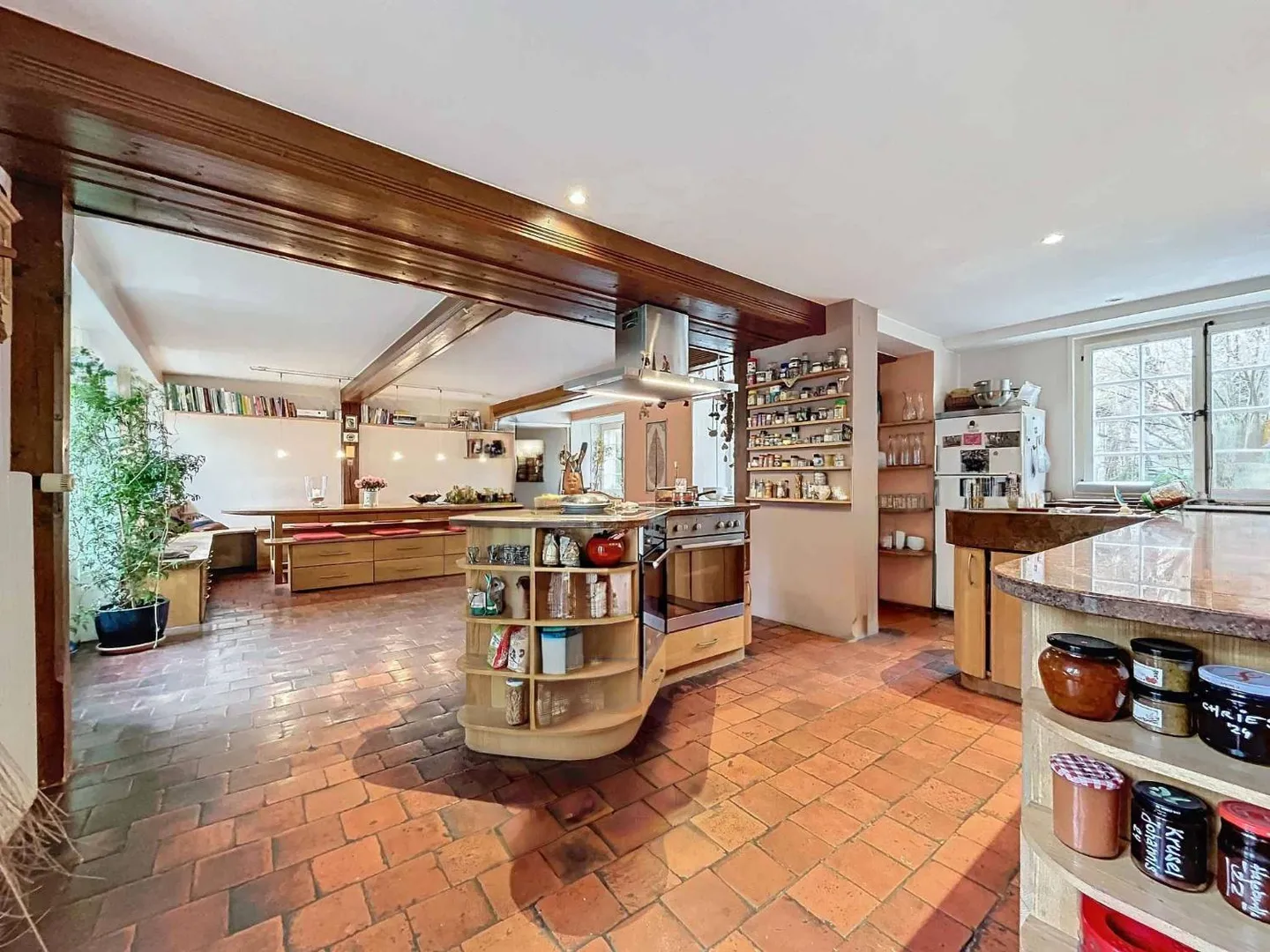 Une propriété extraordinaire avec une riche histoire - Une occasion rare sur le marché ! - Photo 6 sur 13