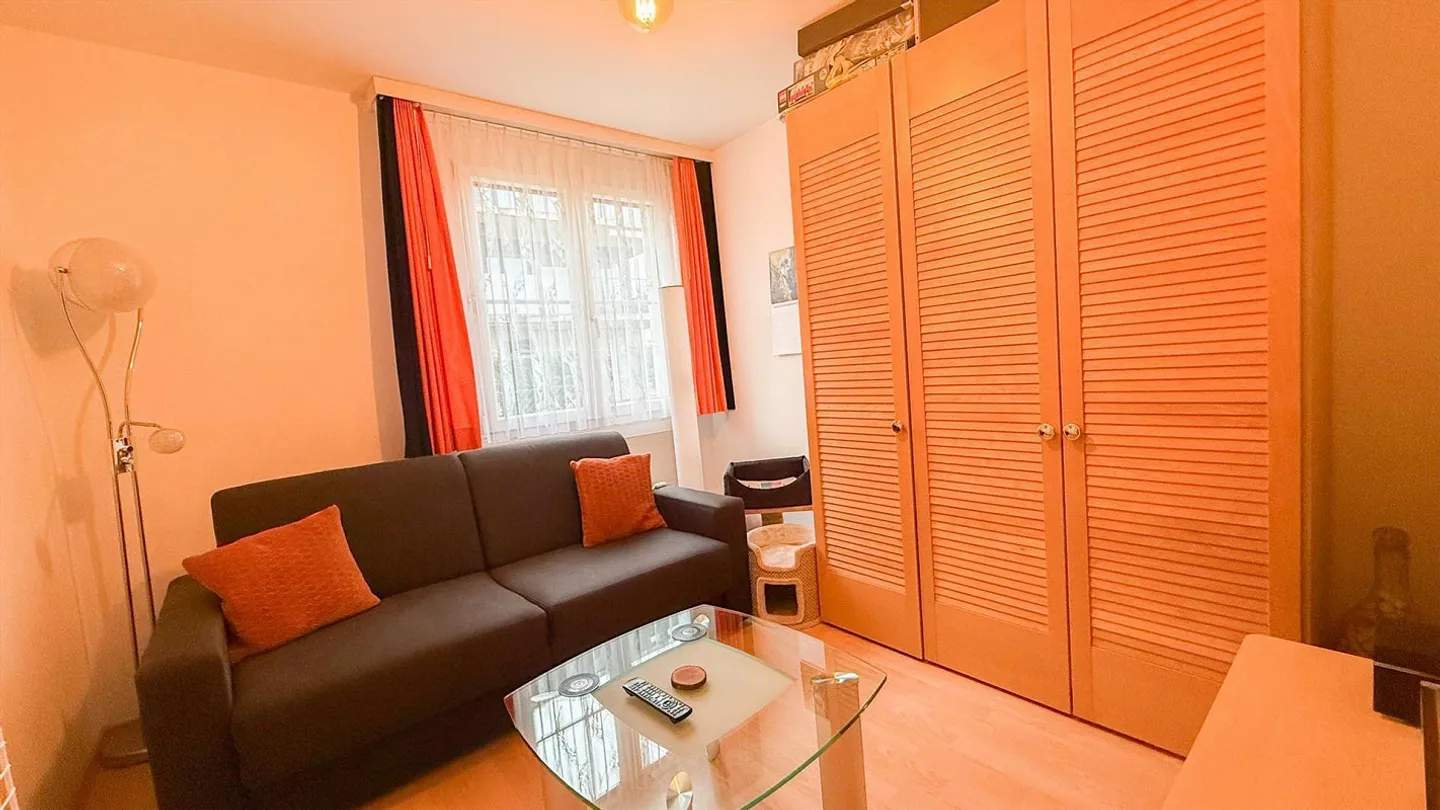 Happy Living / 4 1/2 Room Apartment with Garden Seating Area 30 m2 - Photo 8 of 8