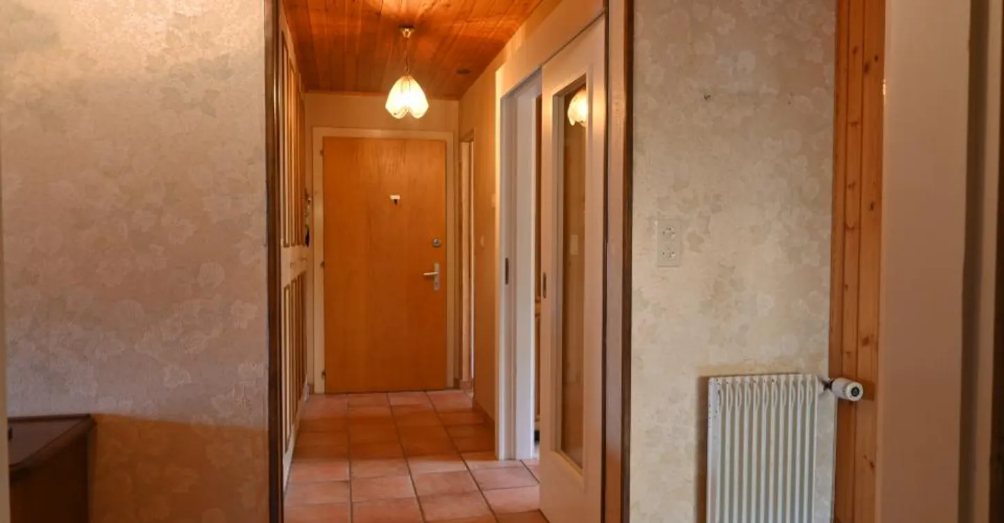 3-room apartment of approximately 71 m2, sold unfurnished, with two balconies totaling approximately 15 m2 - Photo 13 of 17