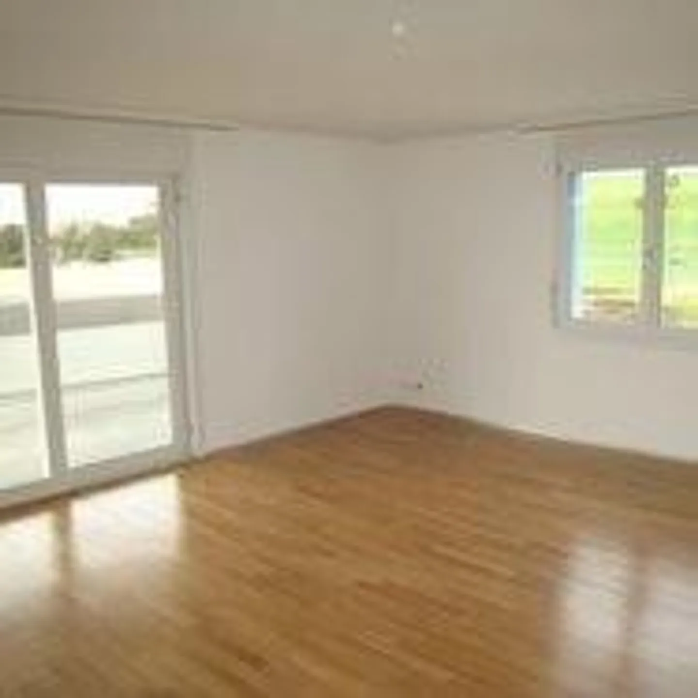 Bellissimo e spazioso appartamento attico di 4,5 stanze in affitto - Foto 7 di 7