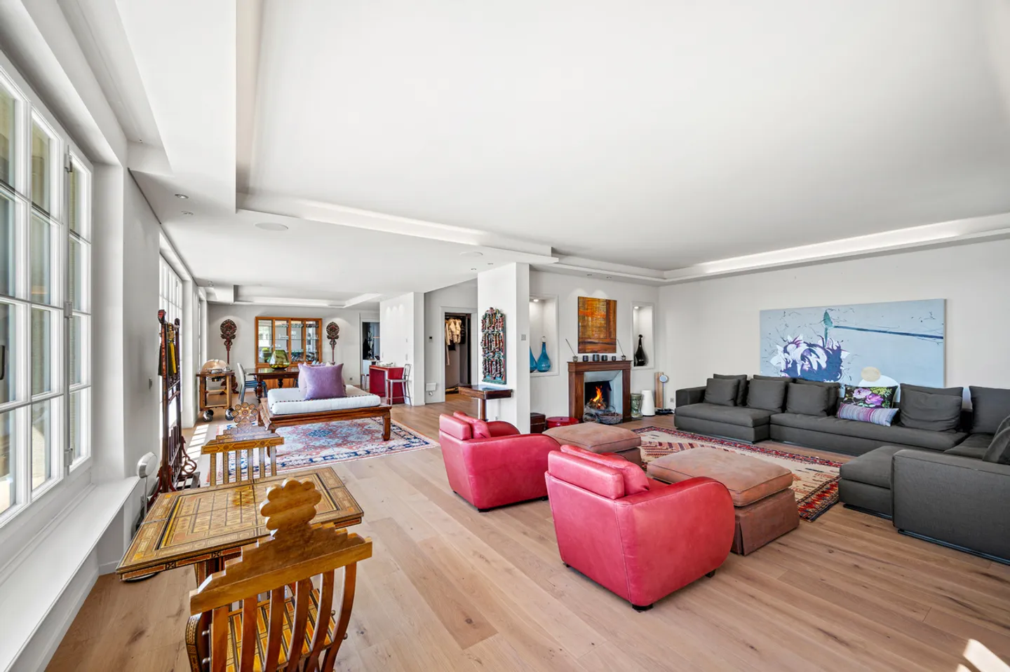 Stunning renovated property with panoramic views in Lutry - Photo 7 of 23