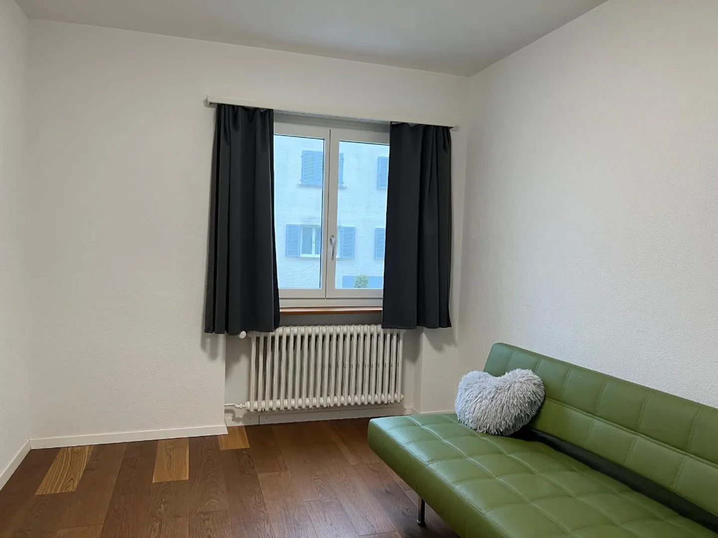 3 Room Furnished Apartment - Photo 3 of 5