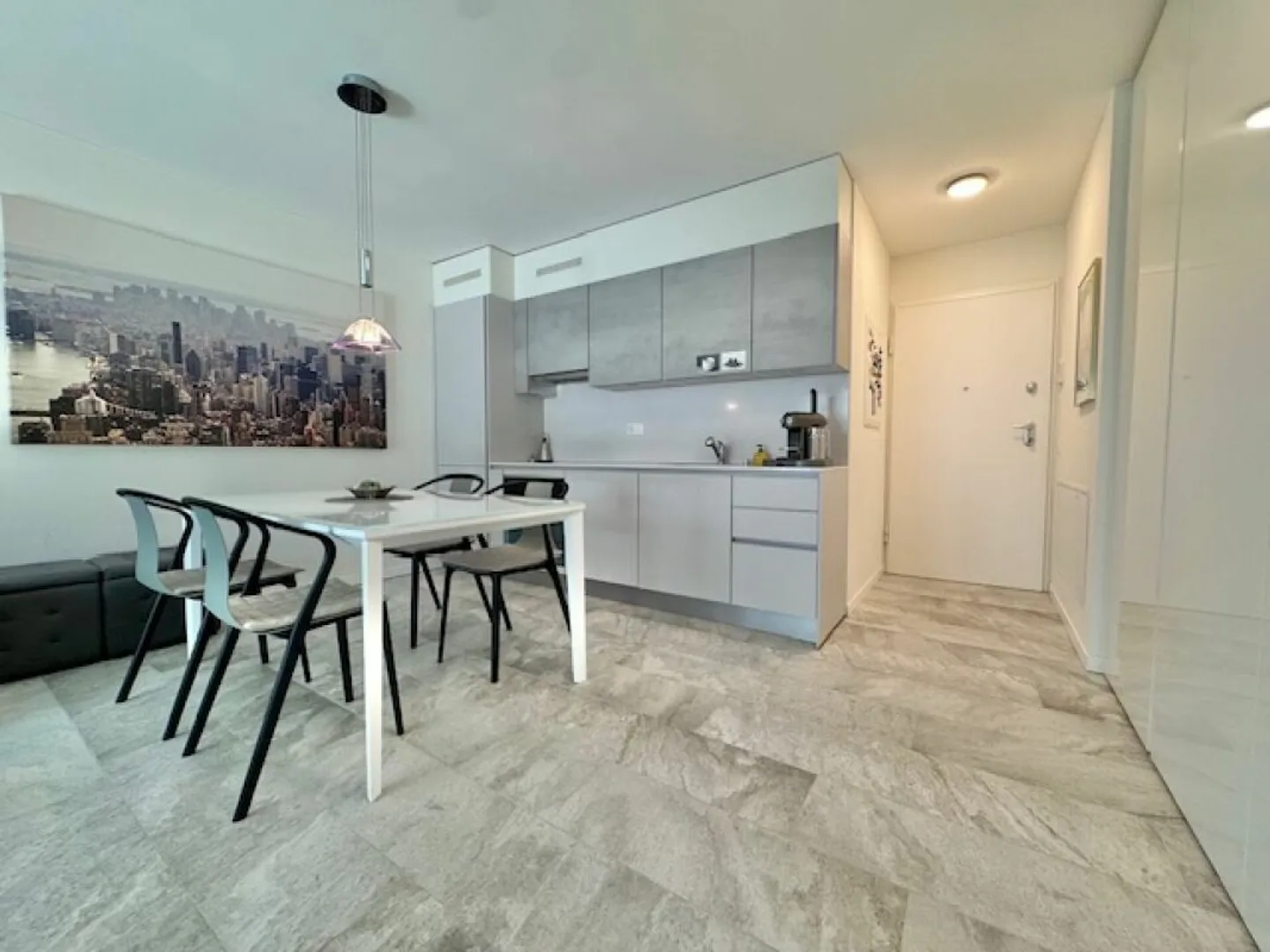 Appartamento moderno di 3,5 locali in vendita nel centro di Locarno - Foto 3 di 19