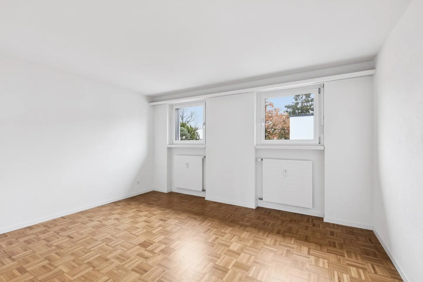 First rental after renovation - Spring promotion 1 month free living - Photo 8 of 10