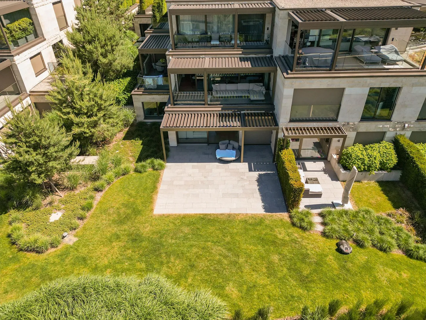 Résidence de jardin exclusive au-dessus du lac de Zurich - Photo 3 sur 8